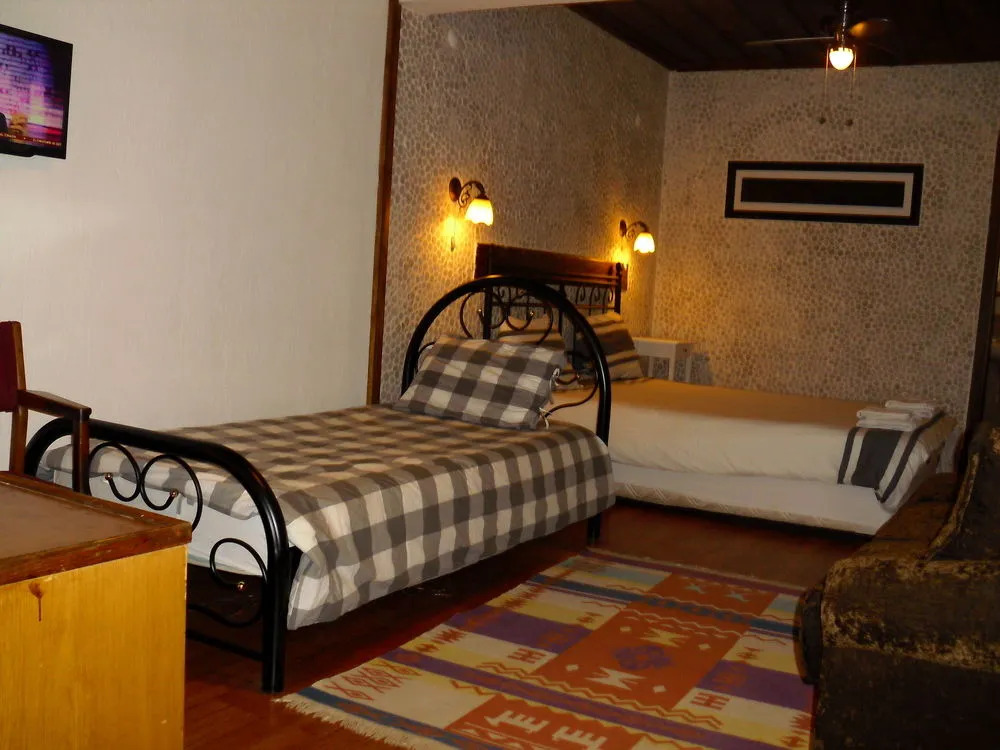 Akropolis Hotel