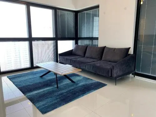 110 sqm Luxury Apartment On The Sea