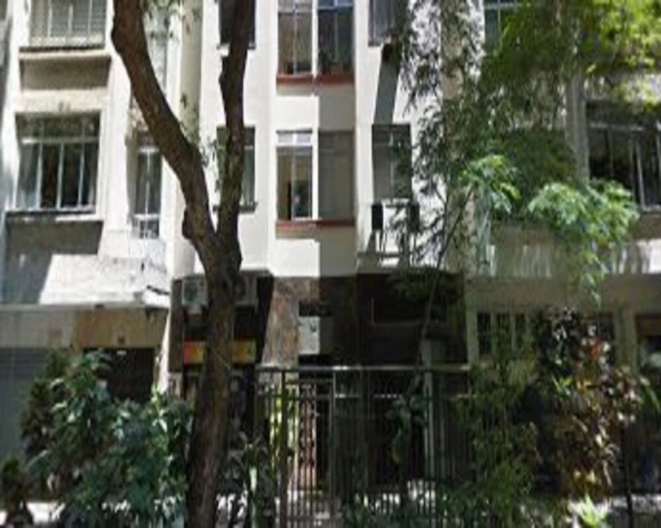 1 Bedroom Condo by Copacabana Beach