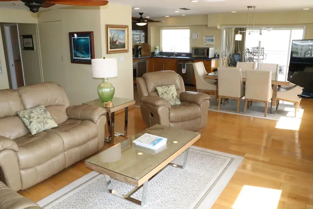 Jamaica Royale 501 - 3 Br Condo
