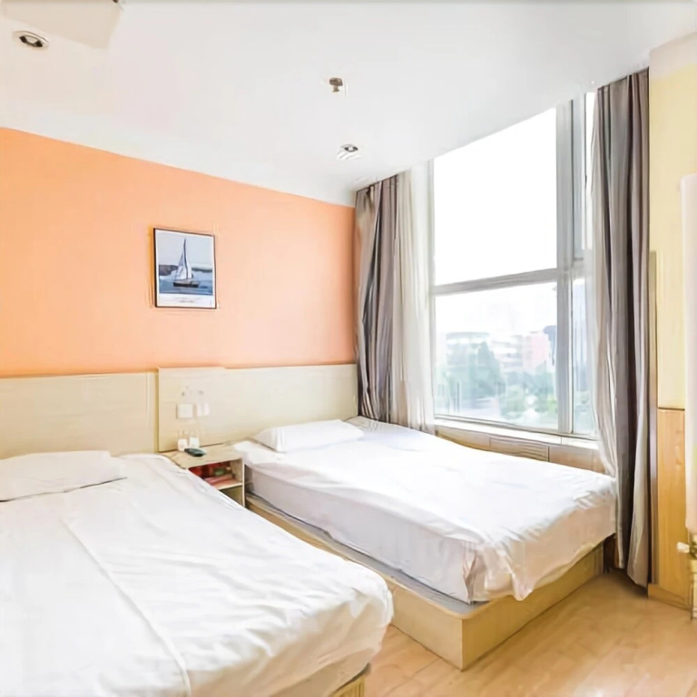 Super 8 Hotel (Beijing Panjiayuan Huawei South Road)