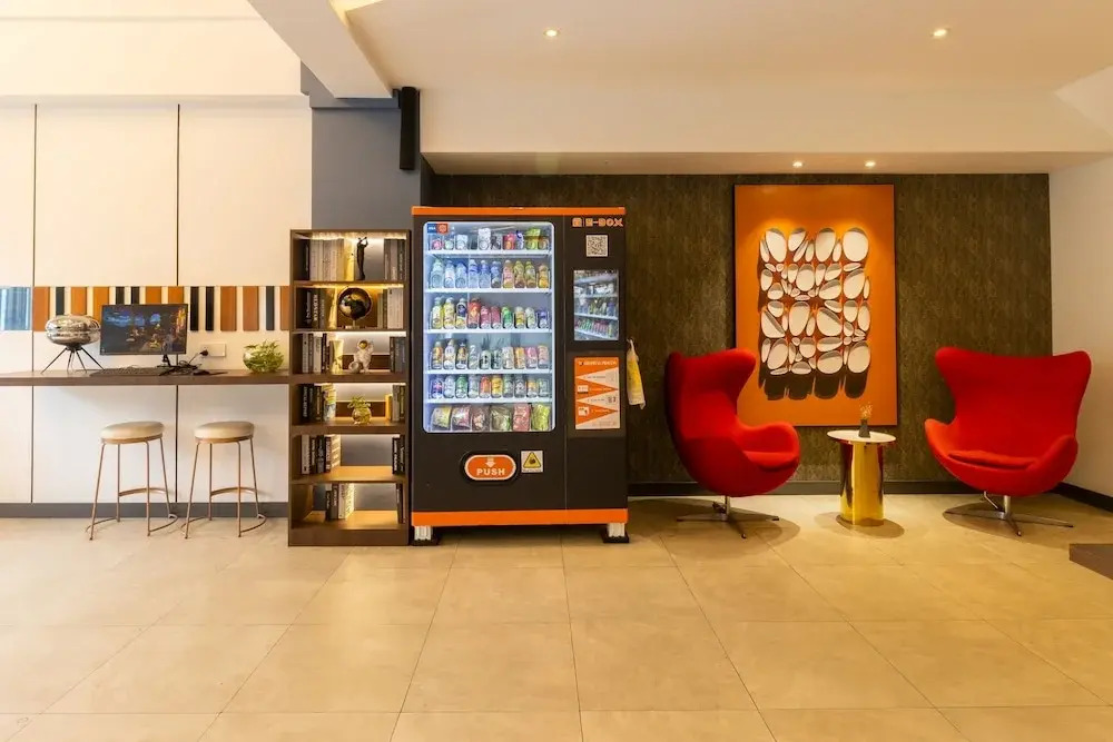 KIRA Hotel