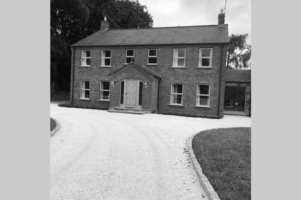 Ballyheifer House - a beautiful 5 bedroom home