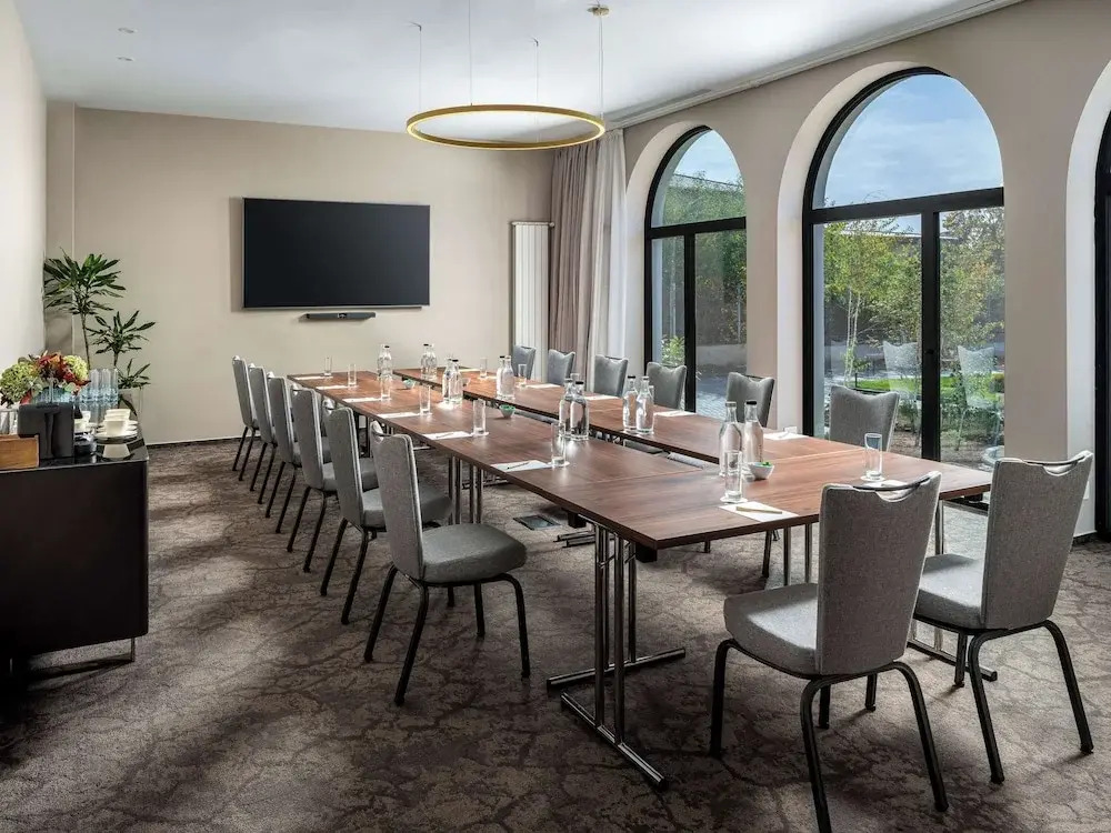 Mercure Conacul Cozieni