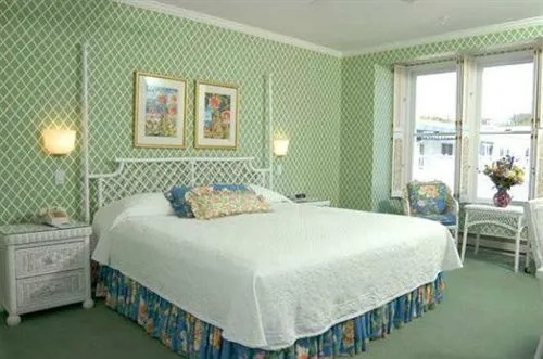Hotel Iroquois