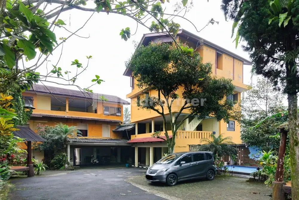 Wisma 24 at Hankam Puncak RedPartner