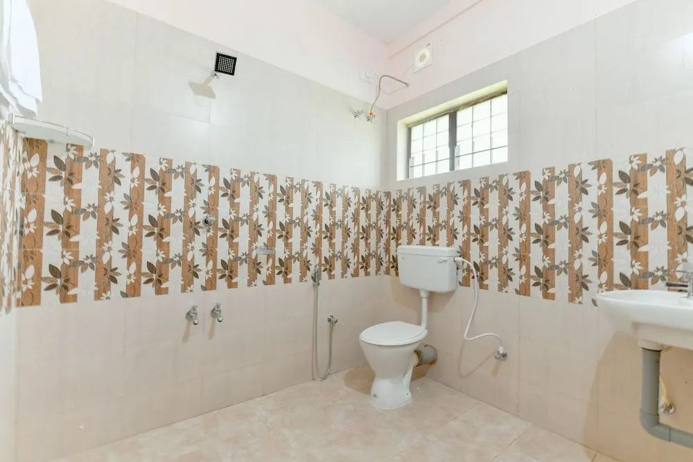 OYO 24016 Home Valley View 2BHK Sulthan Bathery