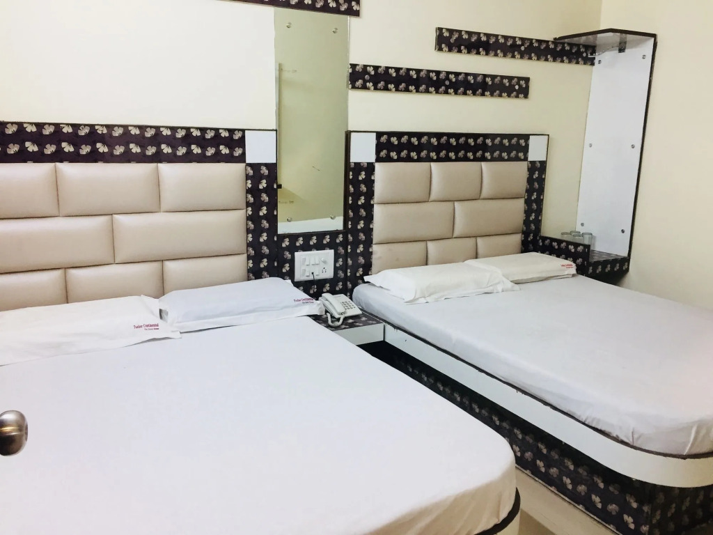 Hotel Tushar Continental
