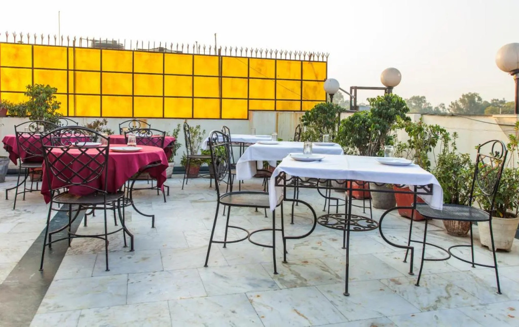 Hotel Sunstar Residency