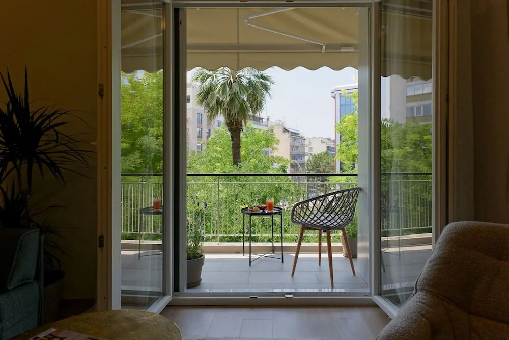 Acropolis Deluxe 1BR Apartment