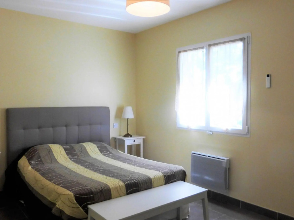 Holiday Home in Gabian near Vineyards