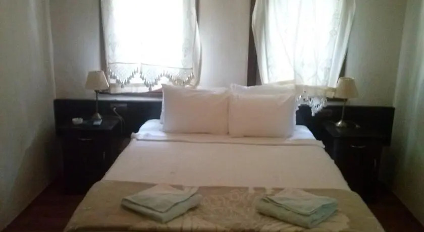 Fidele Otel