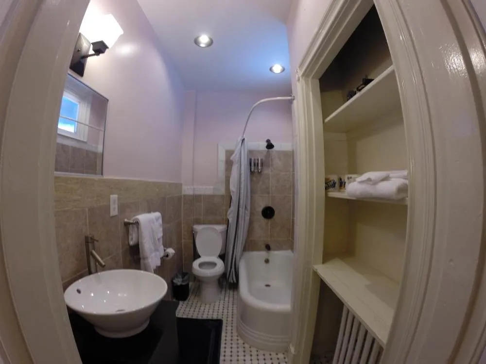 Kalorama Guest House
