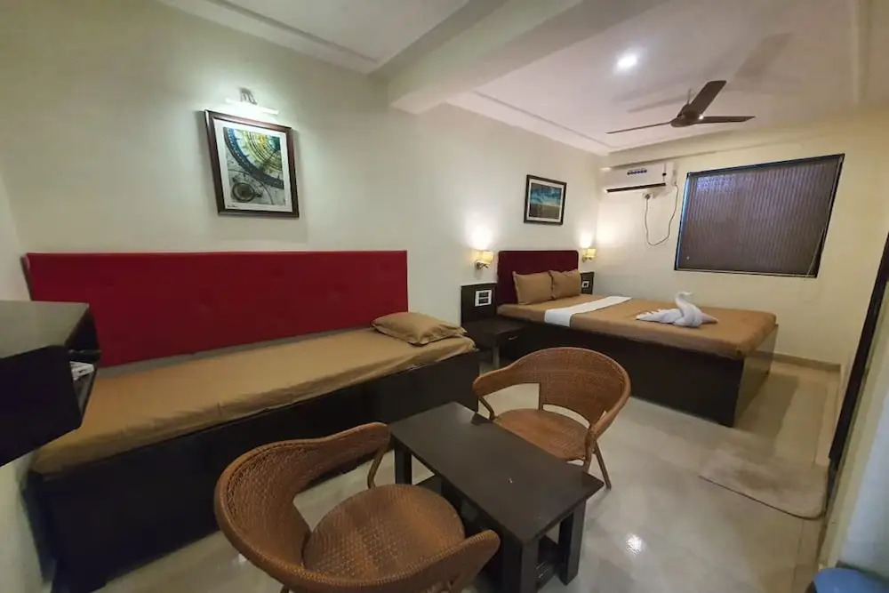 FabHotel Silver Leef and Resort