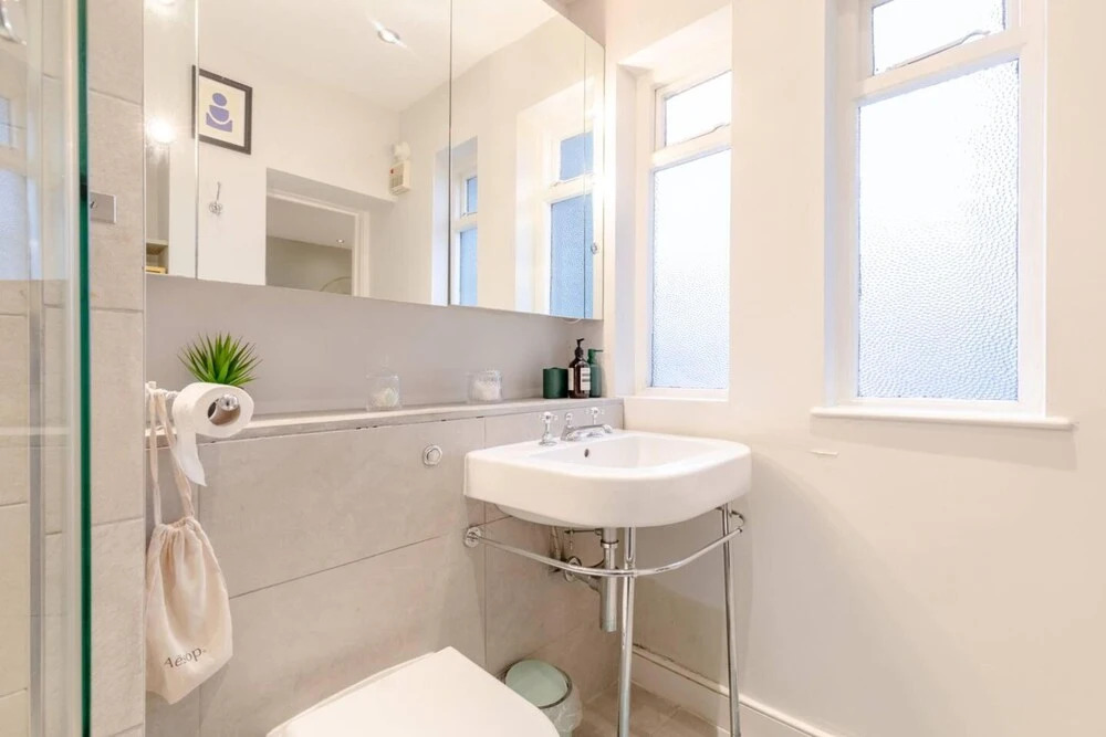Elegant 1BD Flat in the Heart of Notting Hill!