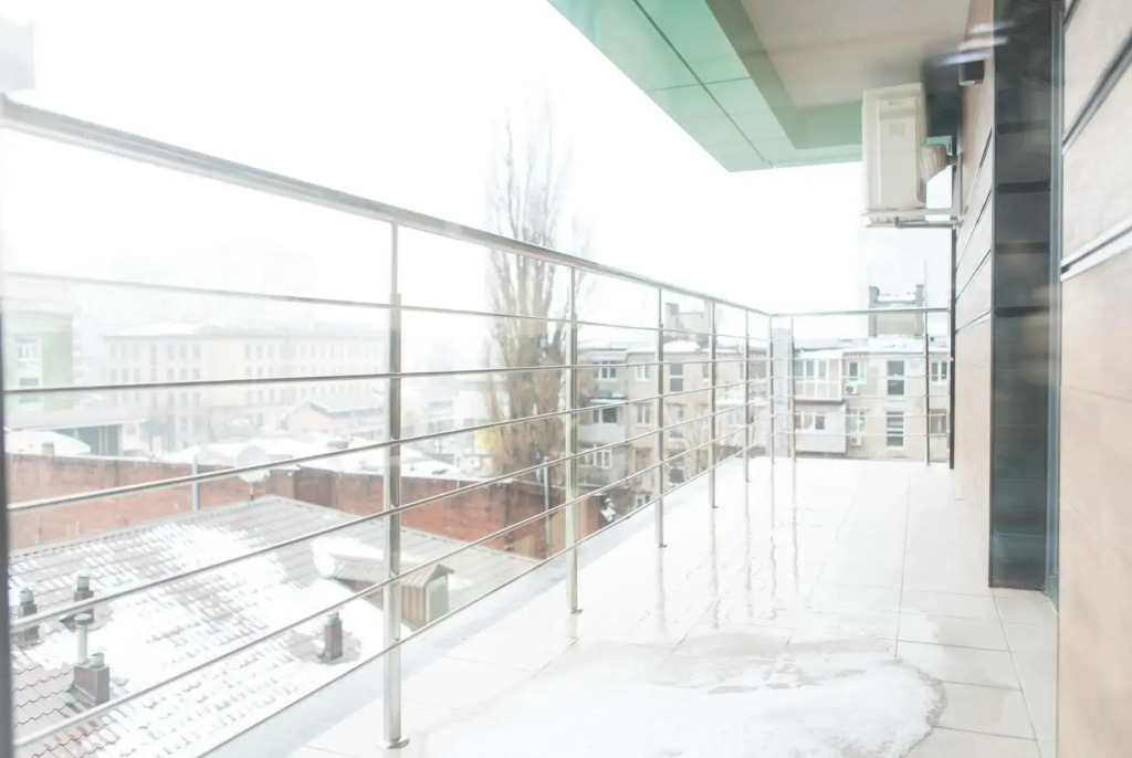 Family 2 bedroom apartment near Most City