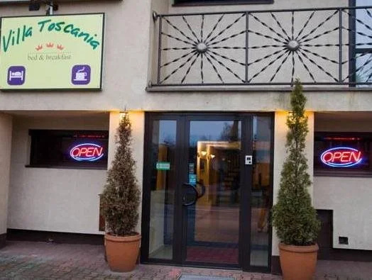 Villa Toscania-check in 24h