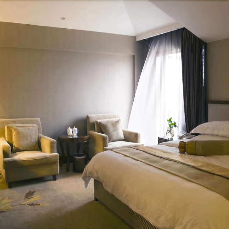 Luzhou Fengzeyuan Hotel