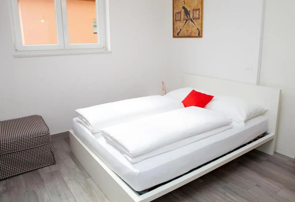 Loft 82 Apartments