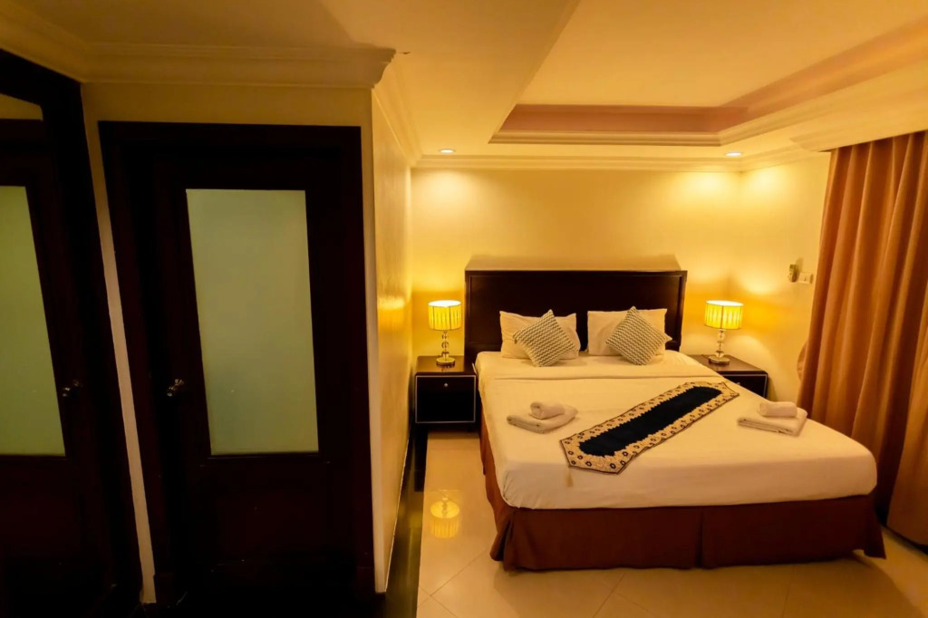 Ivory Palace Hotel