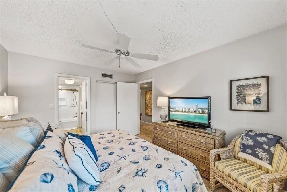 Sea Oats 243 2 Bedroom Condo by RedAwning