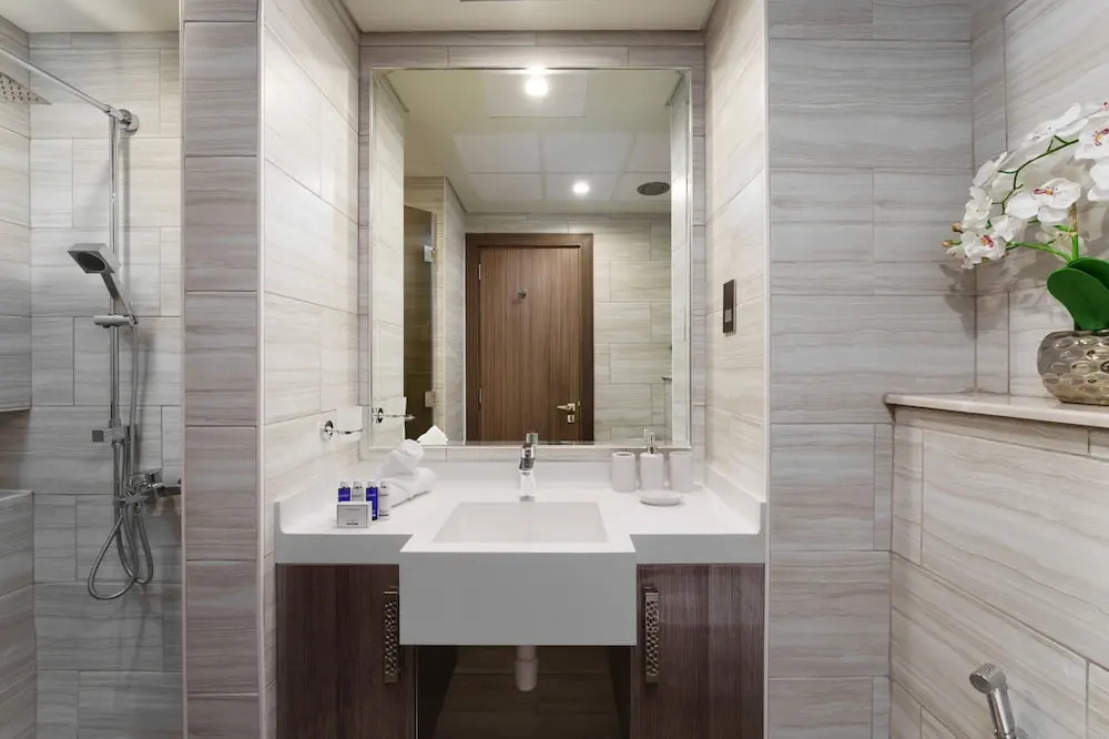 Maison Privee - Modern Living with Premium Amenities close to Marina