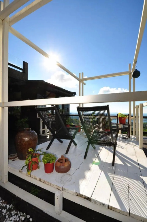 Sunny Room