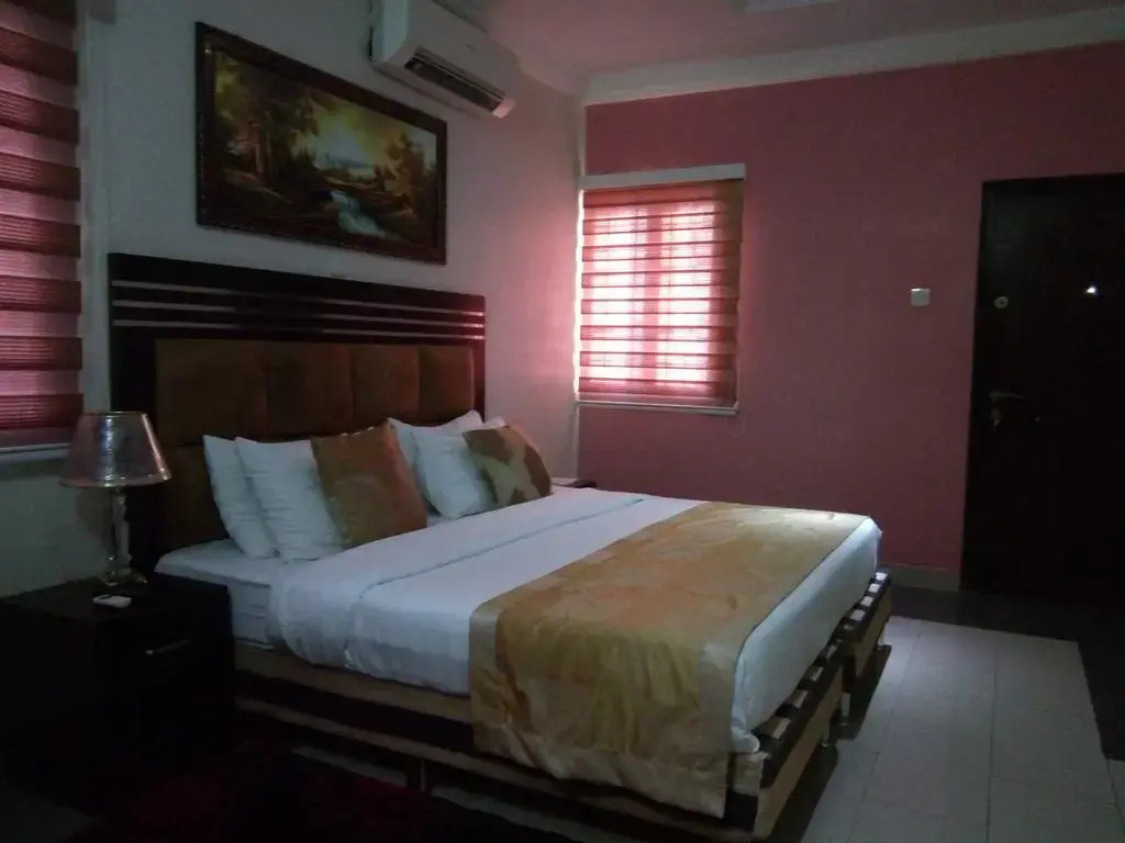 Jesuit Continental Suites