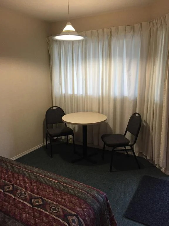 Motel Three