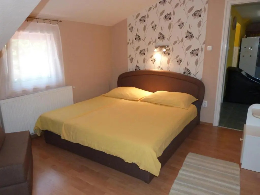 Andi Apartman