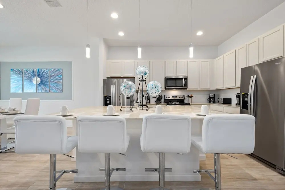 Sr_924r Splendid Solterra 12 Bedroom Home