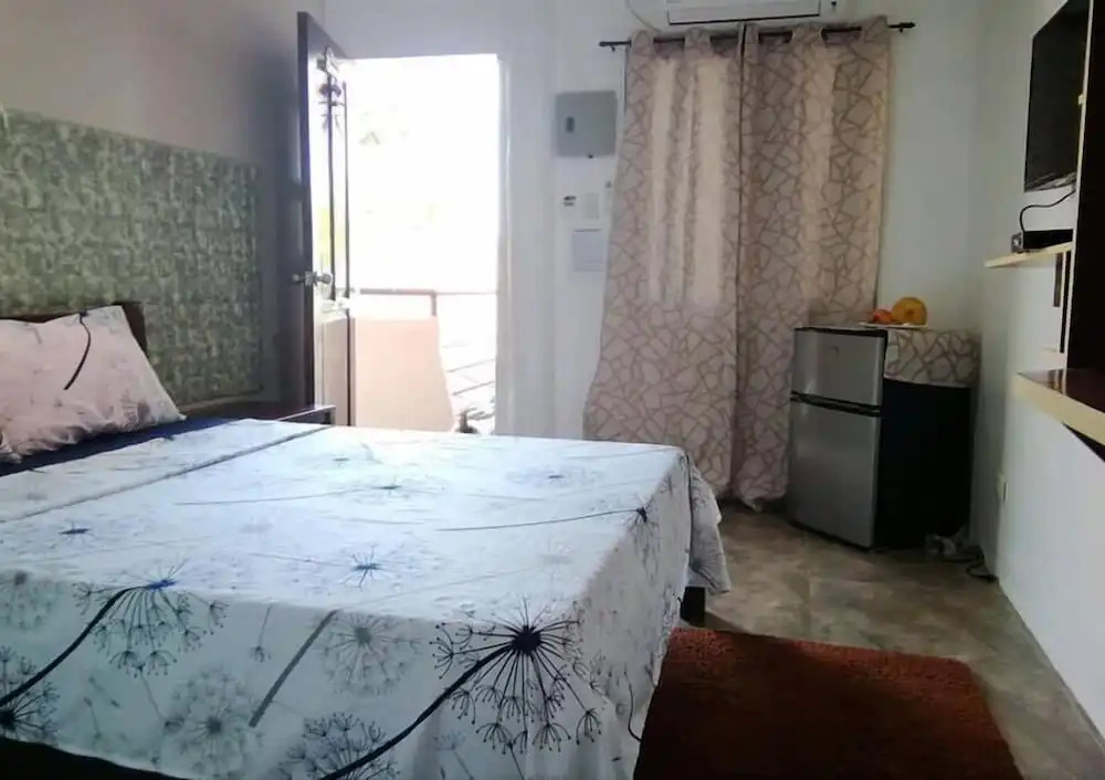 Hrj Hotel