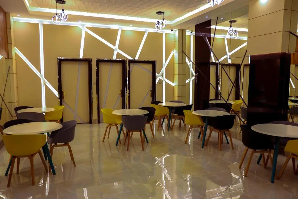 F & H Hotel