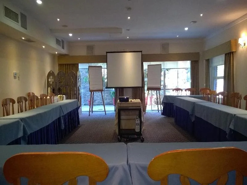 Regency Suites Boutique Hotel