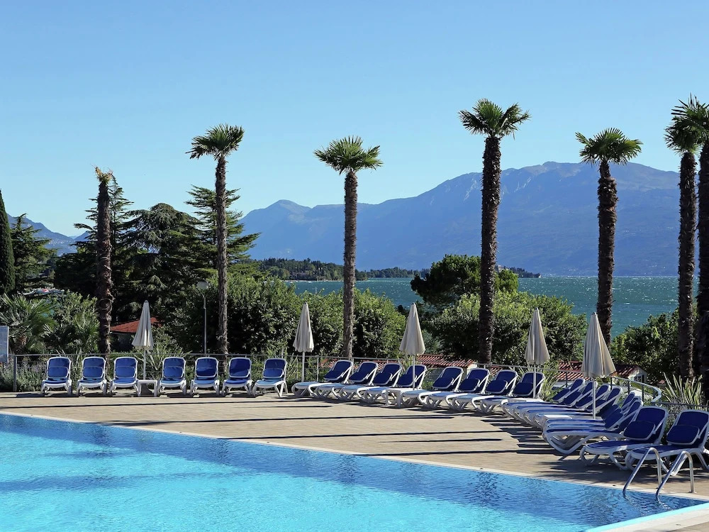 Comfortable Apartment With air Conditioning on Lake Garda