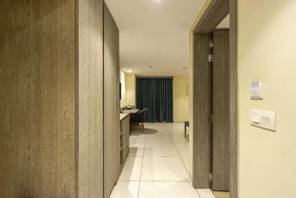 Sunday Hotel & Convention Centre by CheckIn, Vadodara