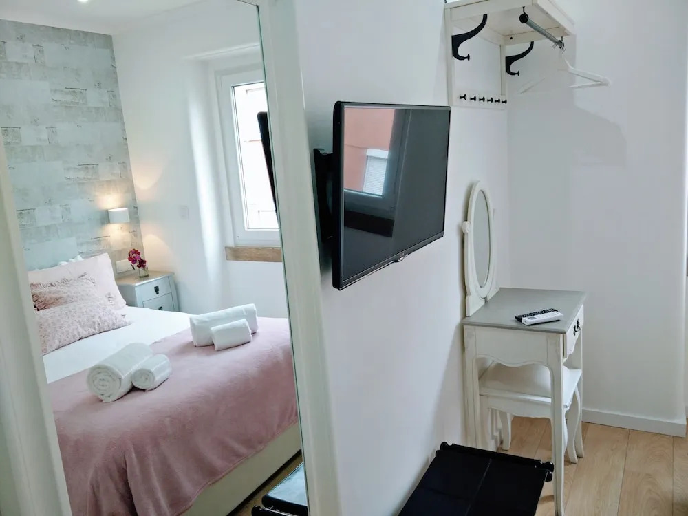 Lisbon Terrace Suites Special for Groups up to 19 guests