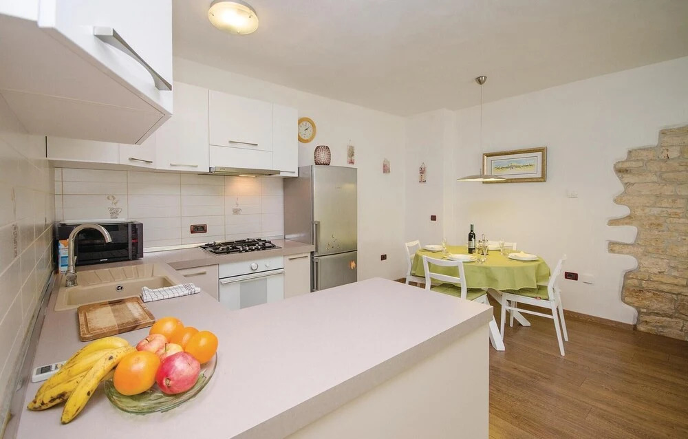 Amazing Home in Rovinj With Wifi and 2 Bedrooms