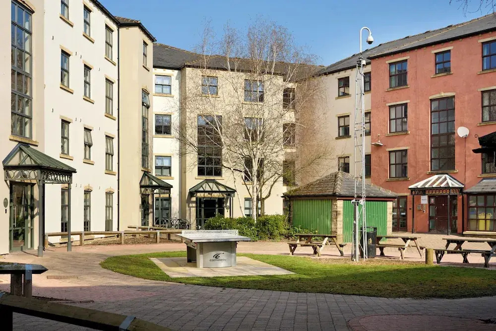 For Students Only Accommodation in Huddersfield