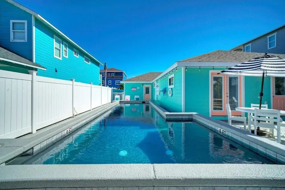 Peachy Palm by Avantstay Huge Private Pool!
