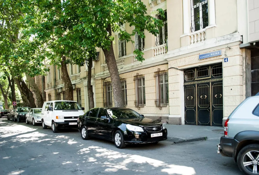Hostel Uyutniy dvorik