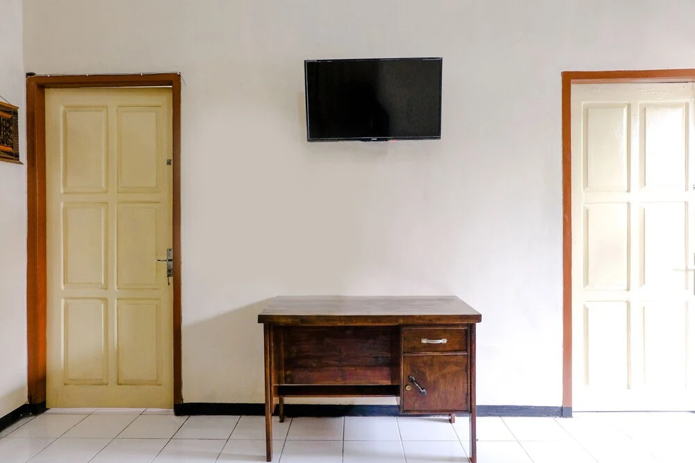 Madani Family Residence Syariah by OYO Rooms