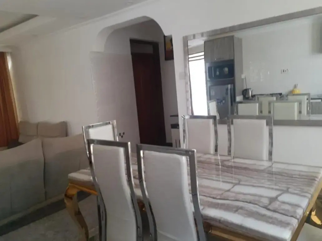 Lux suites Utawala Family House