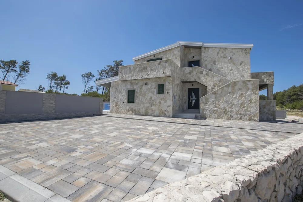 Apartments by the sea Vir - 21812