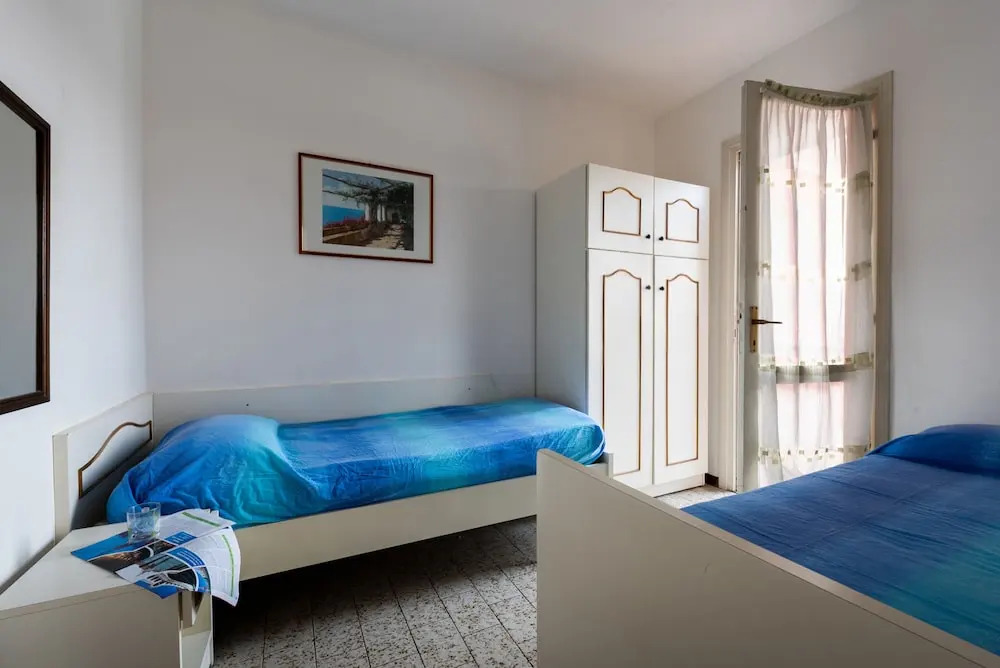 Spacious Family Villa With Playground and Pool