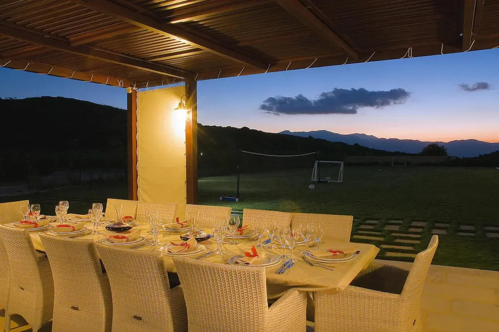 Villa, Choudetsi in Choudetsi