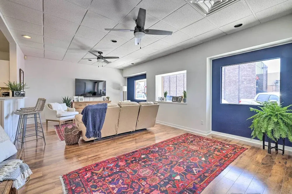 Renovated Dtwn Retreat < 1 Mi to Plaza Park!
