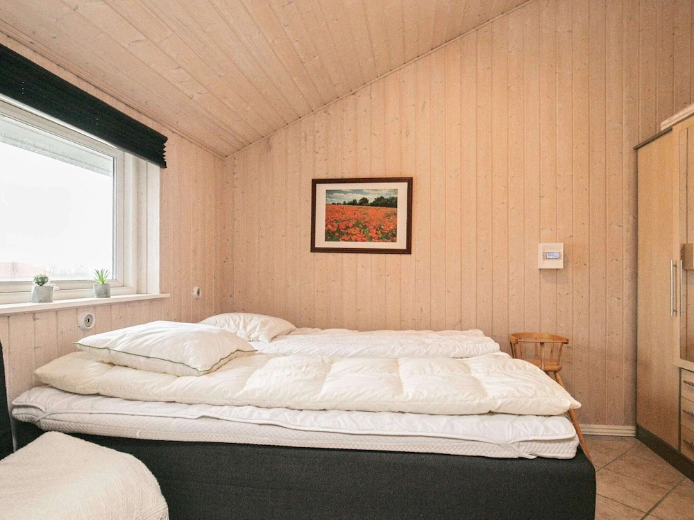12 person holiday home in Vinderup-By Traum
