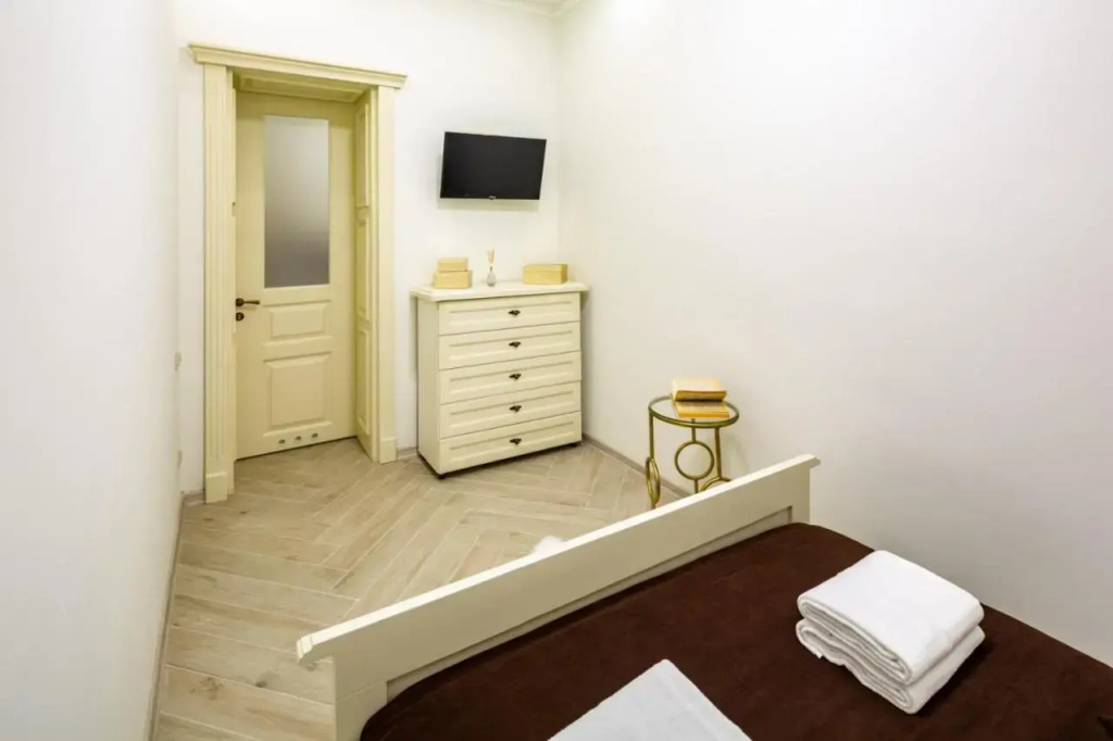 Avangard Sholom Aleichem* Apartment