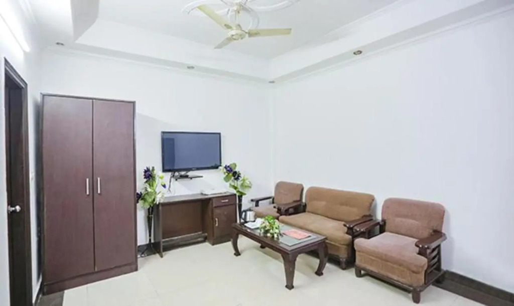 FabHotel F9 H Block Sector 51